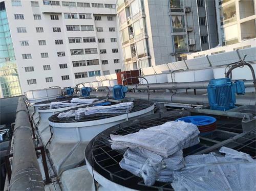 低速大風量<a href=http://www.kylyjx.com/peijian/fan/ target=_blank class=infotextkey>冷卻塔風機</a>